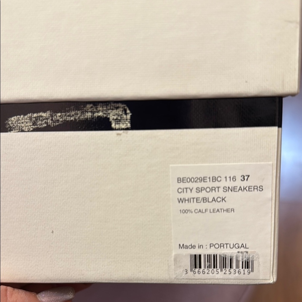 Givenchy Black and White Designer Sneakers with Bold Logo - Picture 2 of 10